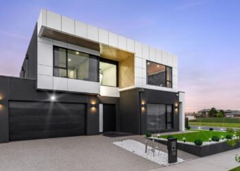 Crypto.com Is Going to Sue a Woman Because They Accidentally Sent Her $10 Million