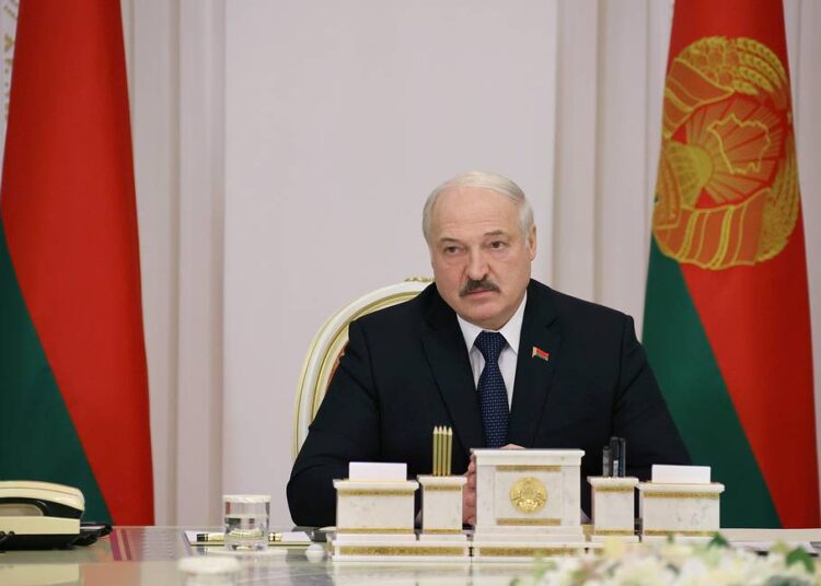 Belarus President Lukashenko holds meeting on situation at Belarusian-Polish border